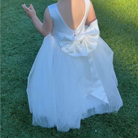 Flower Girl Dress - Picture 4 of 5